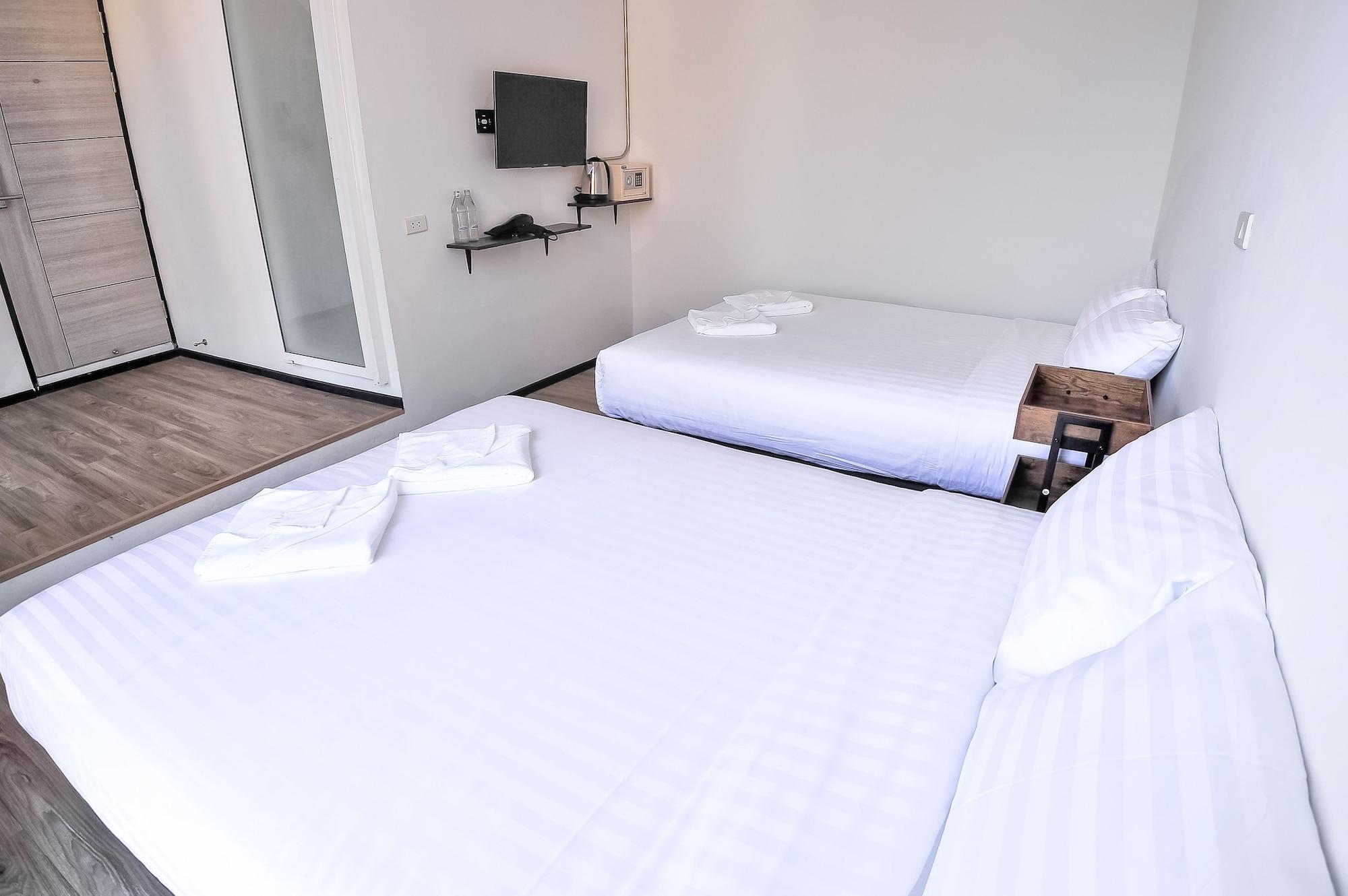 เกลอ ภูเก็ต ป่าตองบีช Hotel Patong ภายนอก รูปภาพ